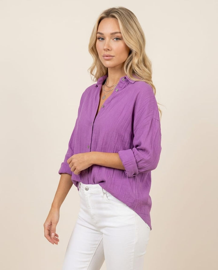 Button - Up Blouse with Classic Collar and Long Sleeves - Elestira