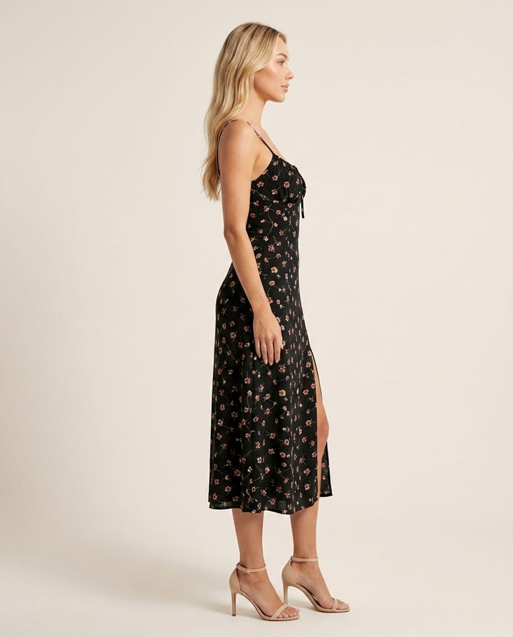 Chic Sleeveless Floral Maxi Dress - Elestira