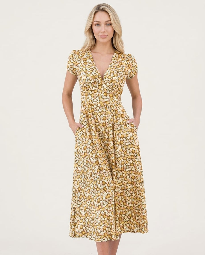 Chic Summer Midi Dress with Floral Print - Elestira