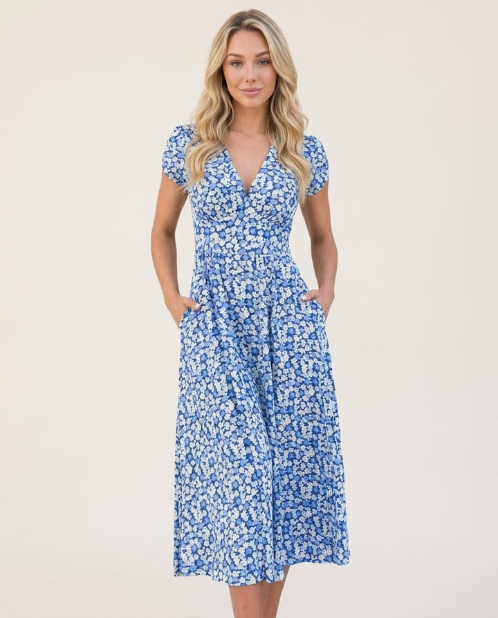 Chic Summer Midi Dress with Floral Print - Elestira
