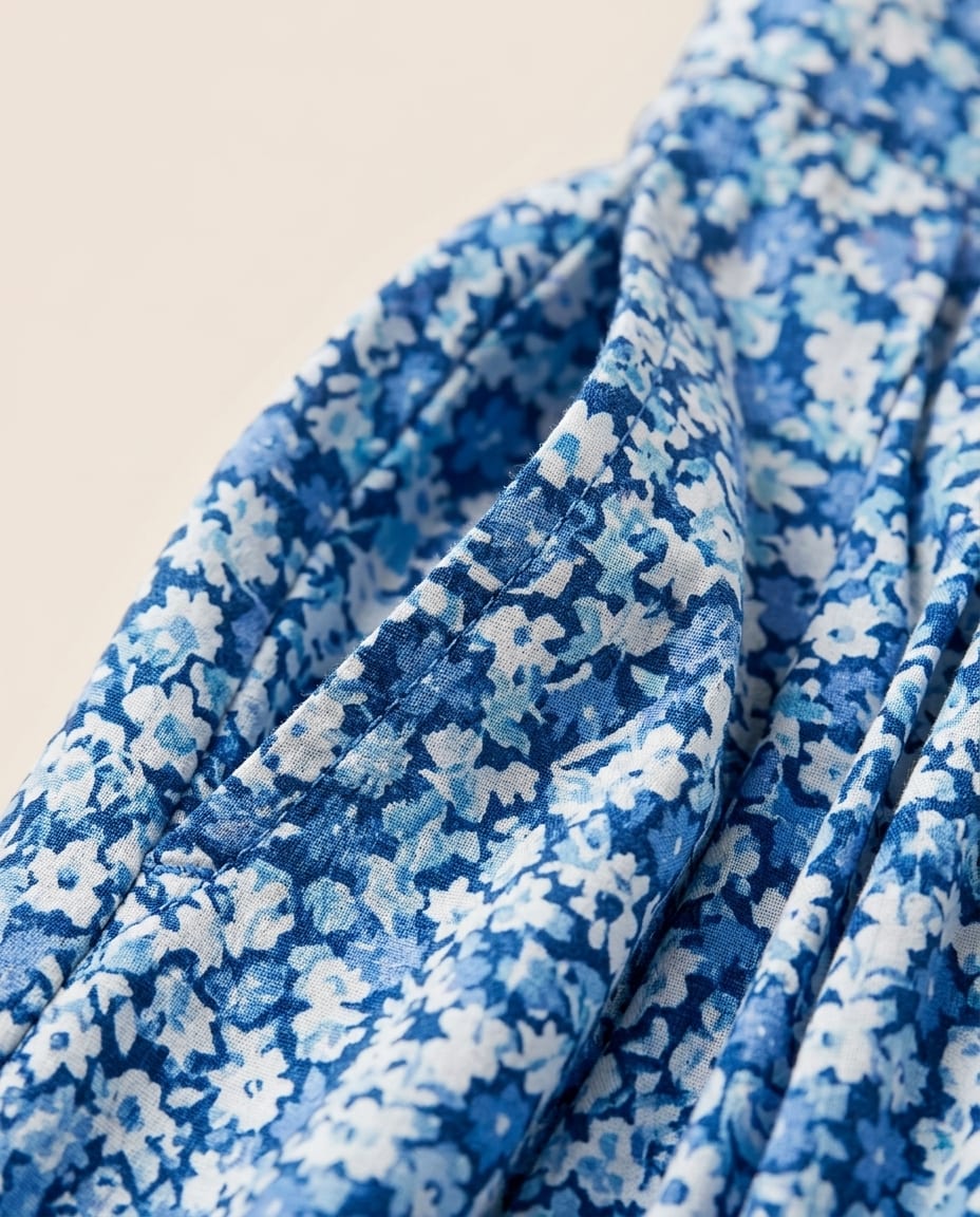 Chic Summer Midi Dress with Floral Print - Elestira