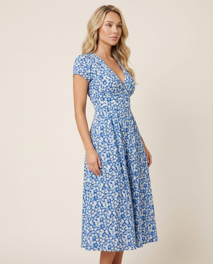 Chic Summer Midi Dress with Floral Print - Elestira