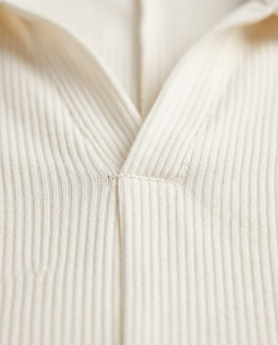 Stylish Ribbed Short Sleeve Shirt with Open Collar - Elestira